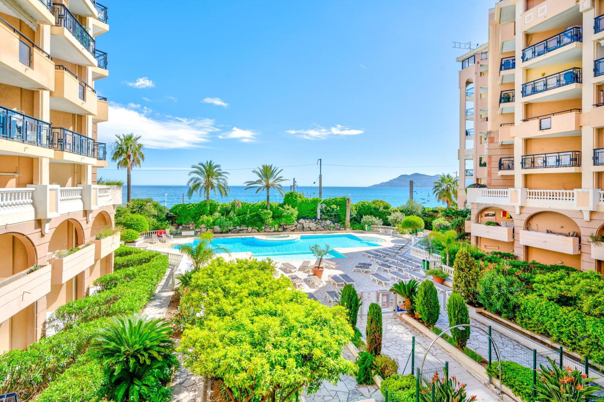 Residence La Palme D'Azur - Канни Екстер'єр фото