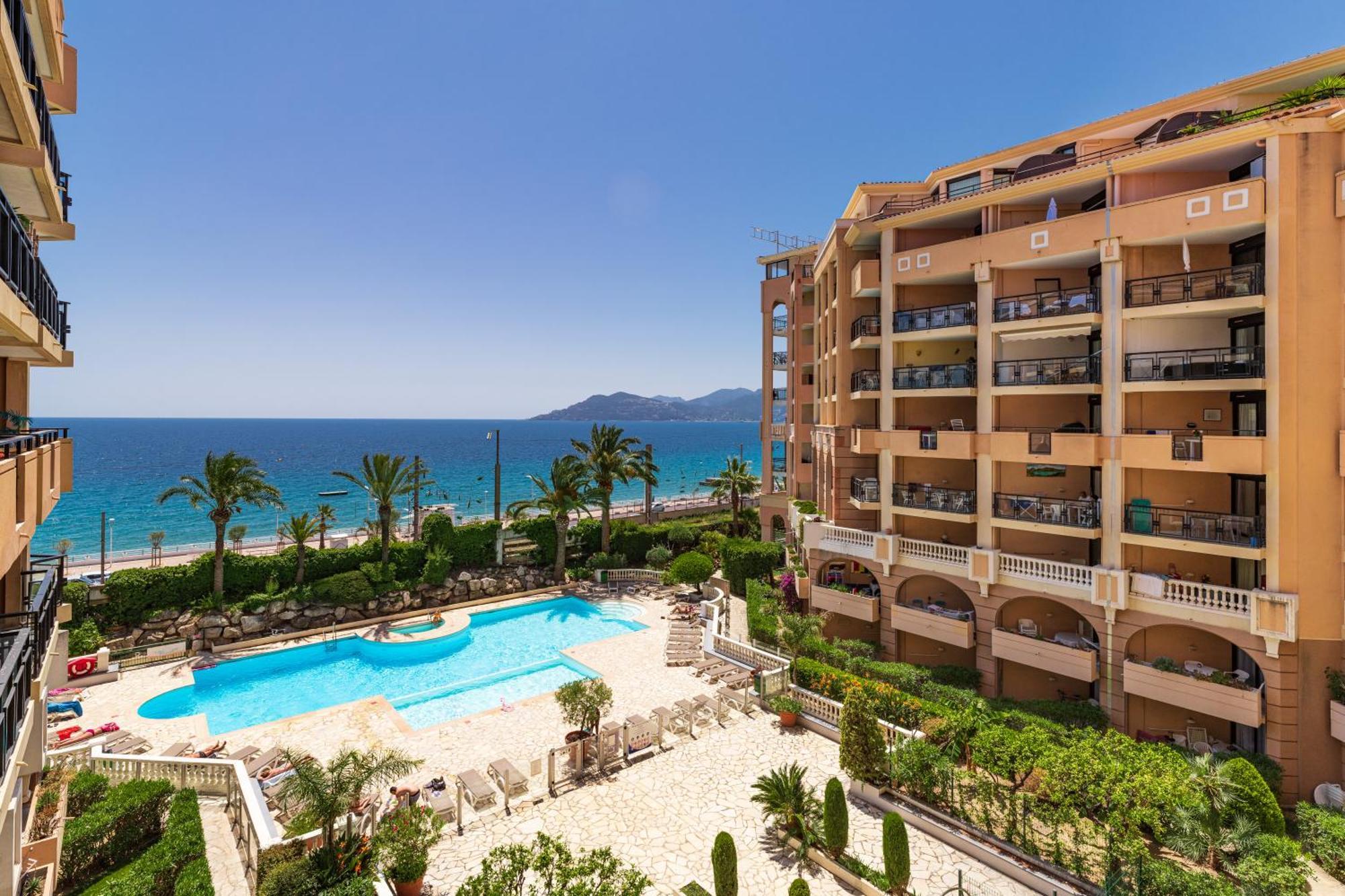 Residence La Palme D'Azur - Канни Екстер'єр фото